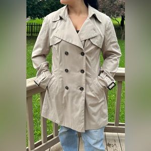 HILARY RADLEY Raincoat Short Trench Jacket WOMEN’S L Tan MISSING BELT